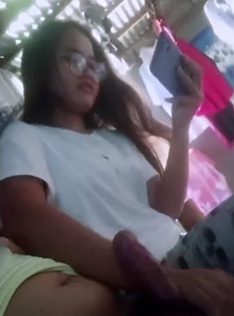 Bokep Indo | Kocokin Omm Sambil Nonton Yutube