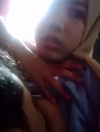 Bokep Indo | Kenyoot Nenen Pacar Yang Empuk dan Kenyal