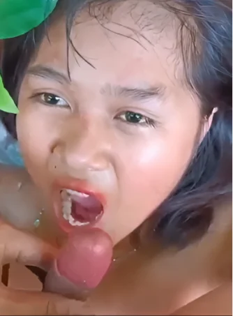 Bokep Indo | Pecah Perawan di Hutan Bersama Pasangan