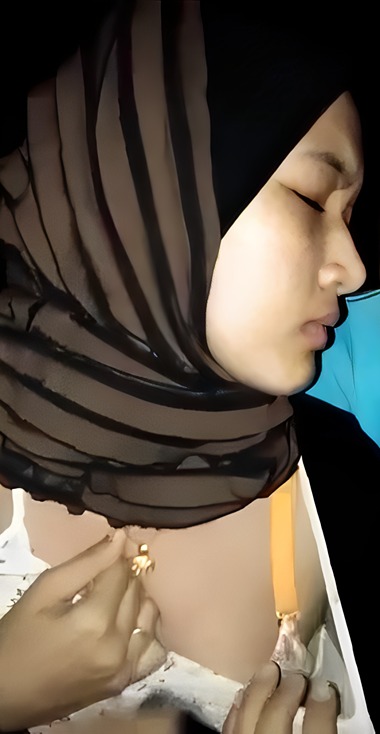 Bokep Indo | Jilbab Kepergok Mesum Jadi Mainan Warga