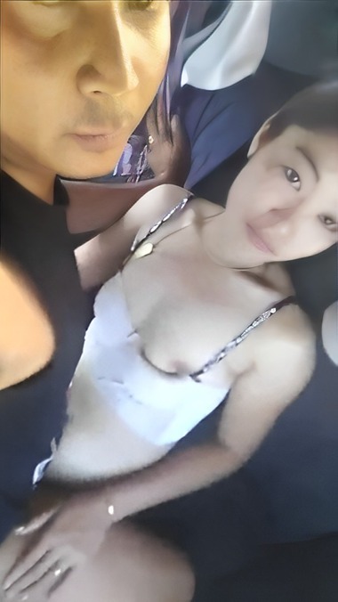 Diewe Mamang Grab Di Dalam Mobil