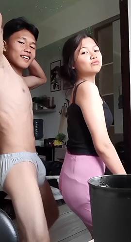 Kakak Adik Yang Lagi Viral 