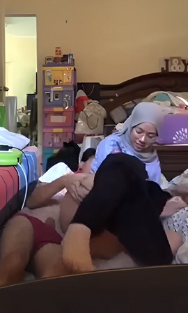 Hijab Ukhty Gak Bisa Nahan Nafsu Saat Puasa