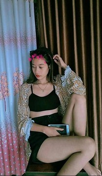 Vika Model Asal Magelang Viral Kesebar