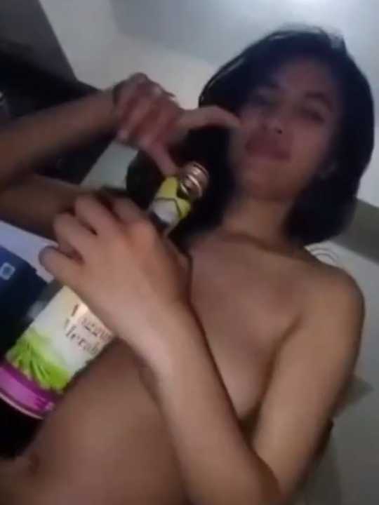 Mabok Bareng Berakhir Sange Bareng