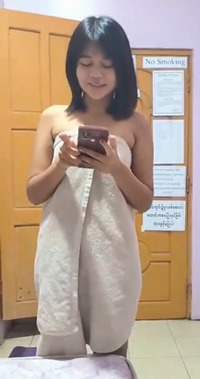 Adek baru Selesai Mandi Nih