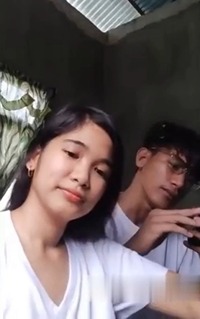 Kakak Adek Nekat Main Di Siang Bolong