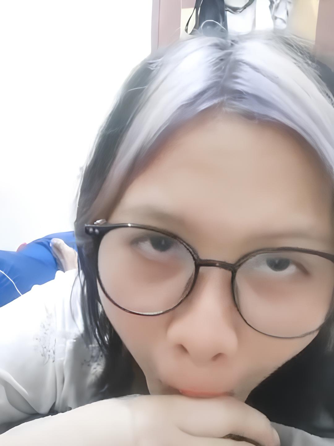 Aduh Semoknya Dedek Imutku